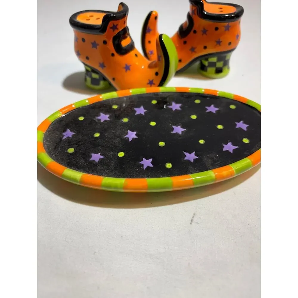 Halloween Witch Shoe Ceramic Salt and Pepper Shakers with Tray